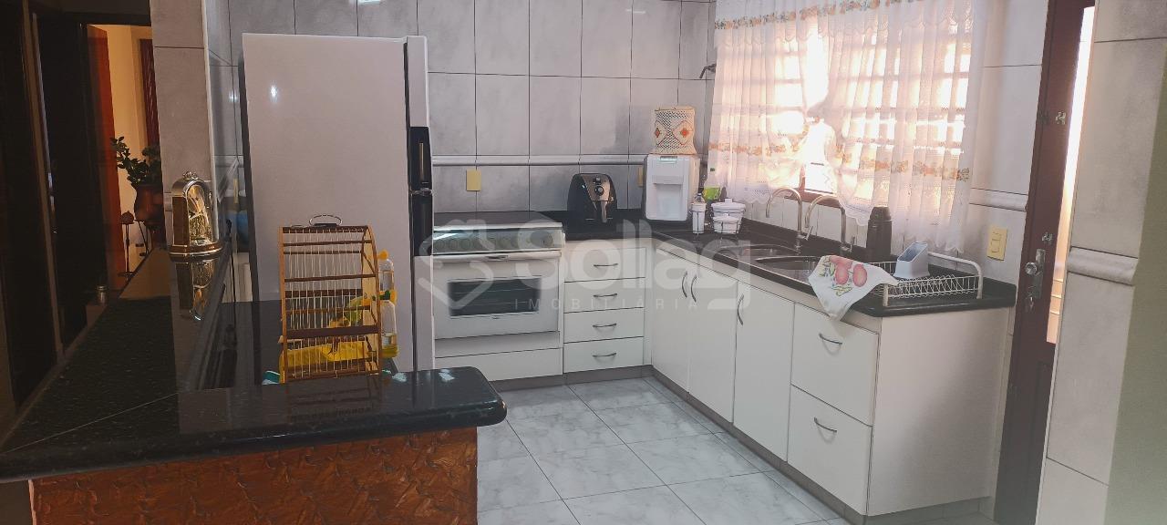 Casa à venda no Capela: 