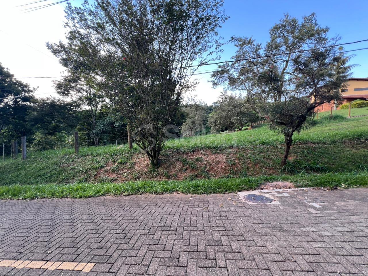 Terreno em condomínio à venda no Condomínio Vale da Santa Fé: 