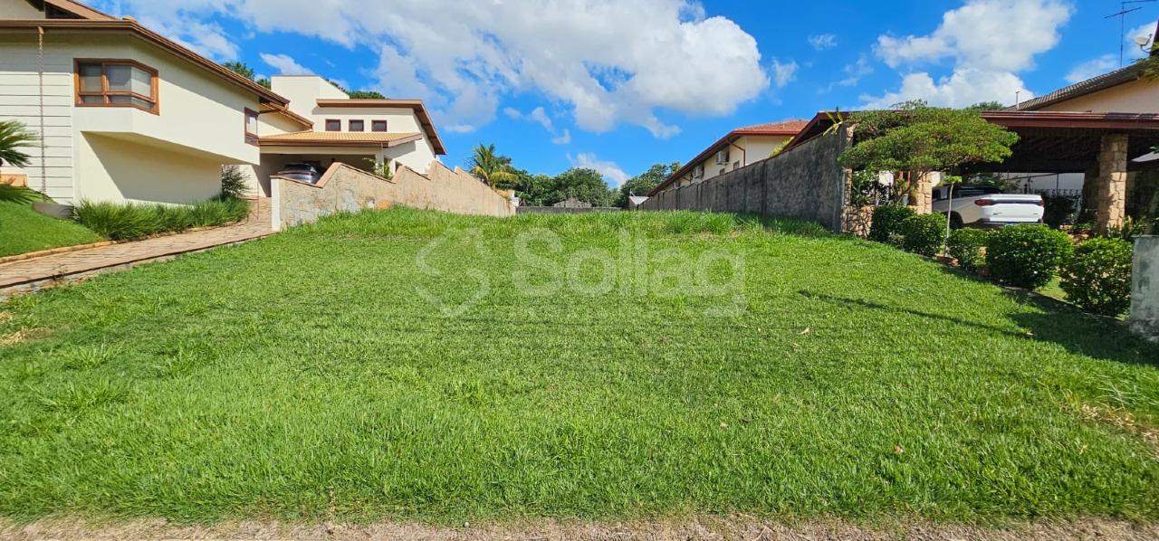 Terreno em condomínio à venda no Condomínio Residencial Green Boulevard: 