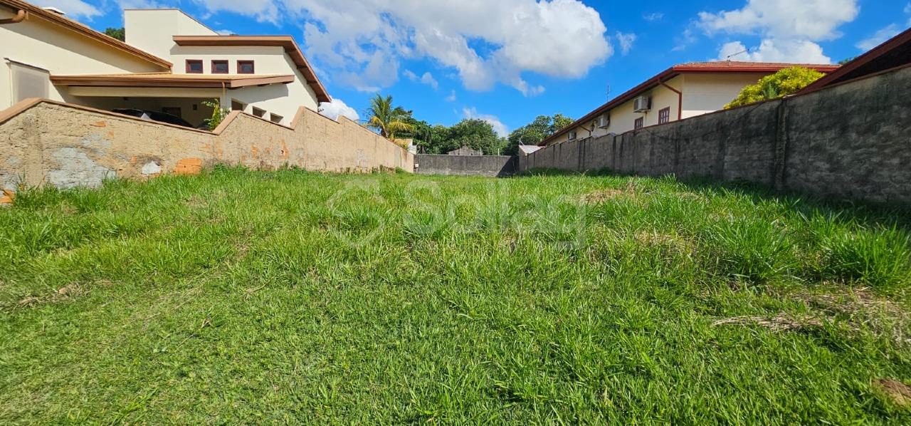 Terreno em condomínio à venda no Condomínio Residencial Green Boulevard: 