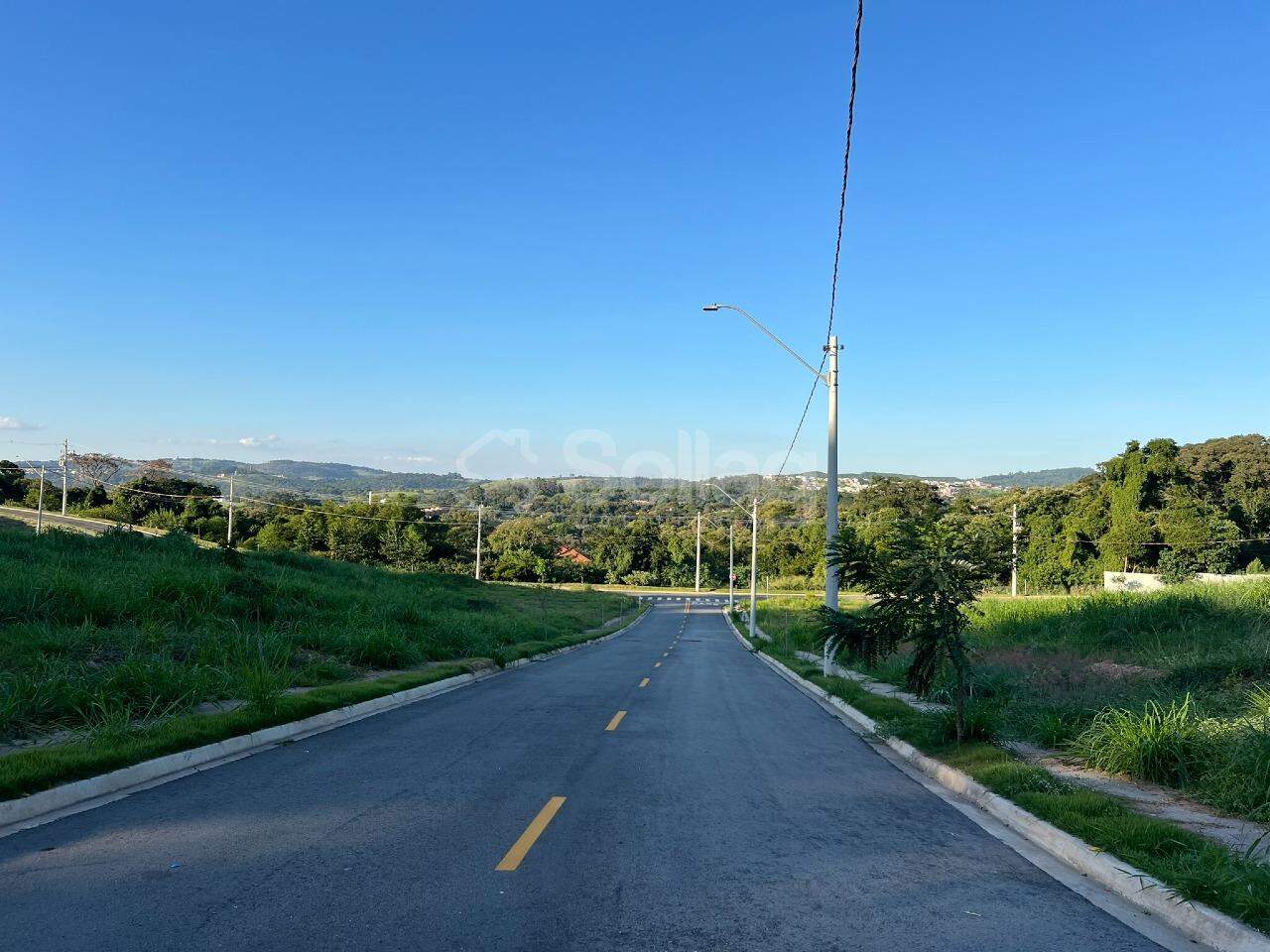 Terreno em condomínio à venda no Pinheirinho: 