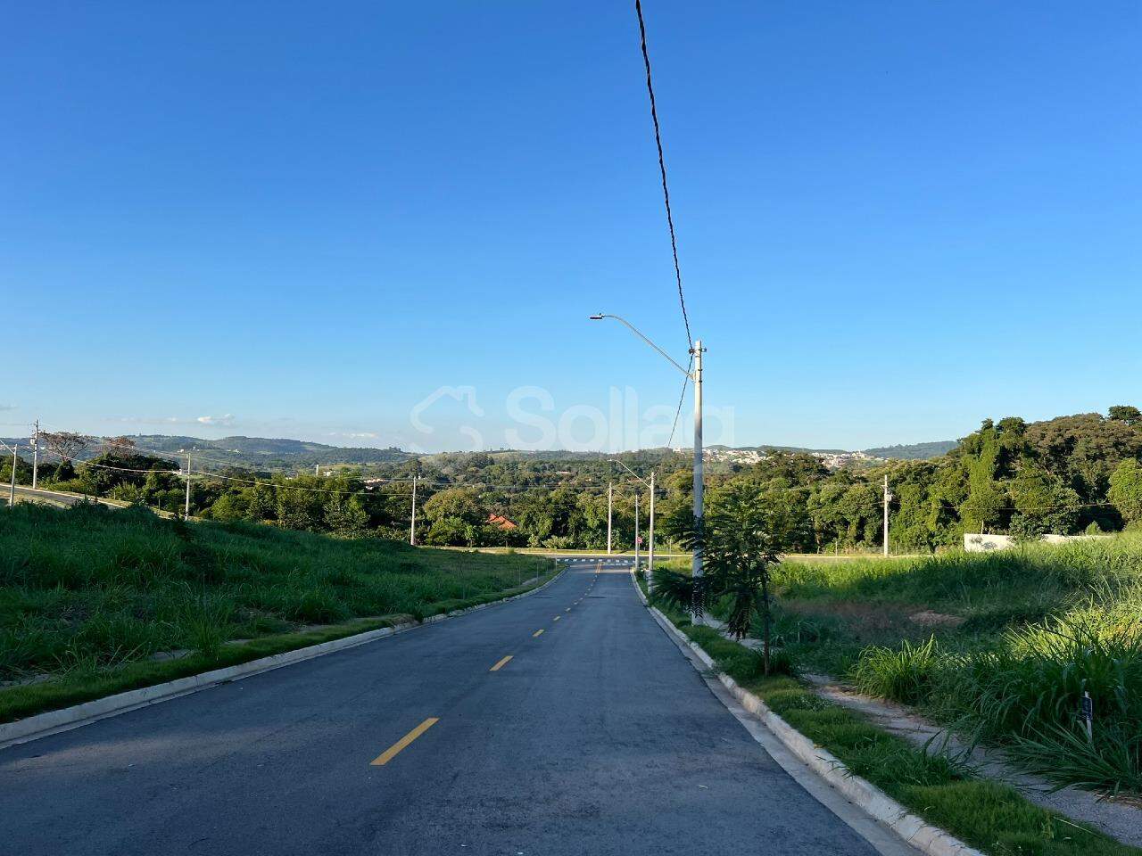 Terreno em condomínio à venda no Pinheirinho: 