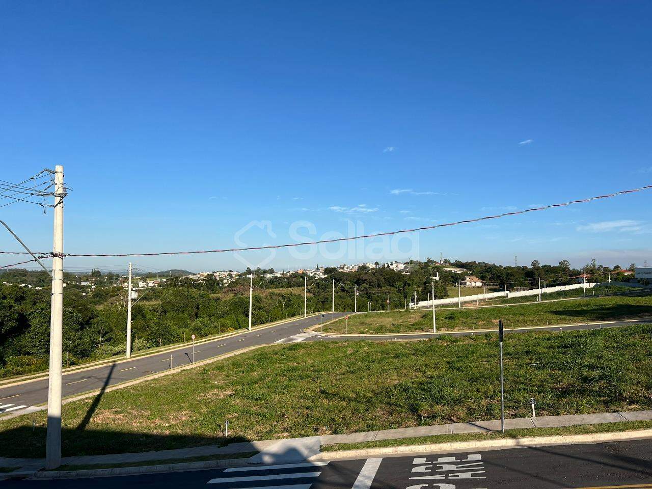 Terreno em condomínio à venda no Pinheirinho: 