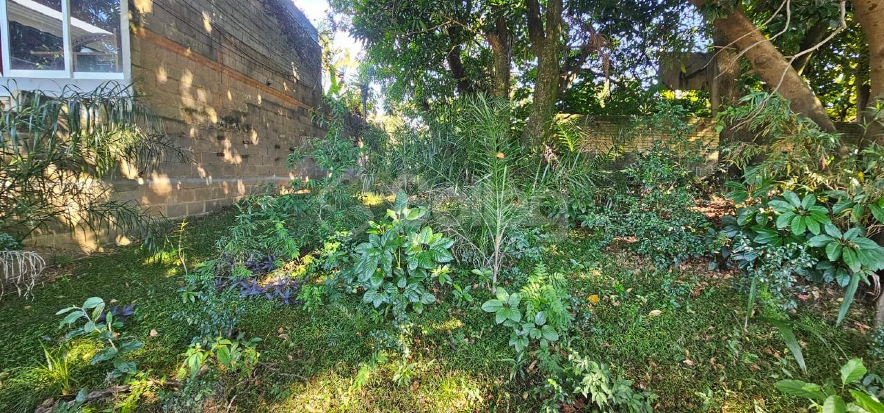 Terreno em condomínio à venda no Condomínio Vista Alegre - Sede: 