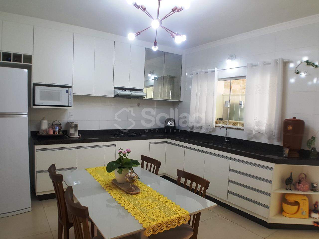 Casa à venda no Jardim Elisa: 
