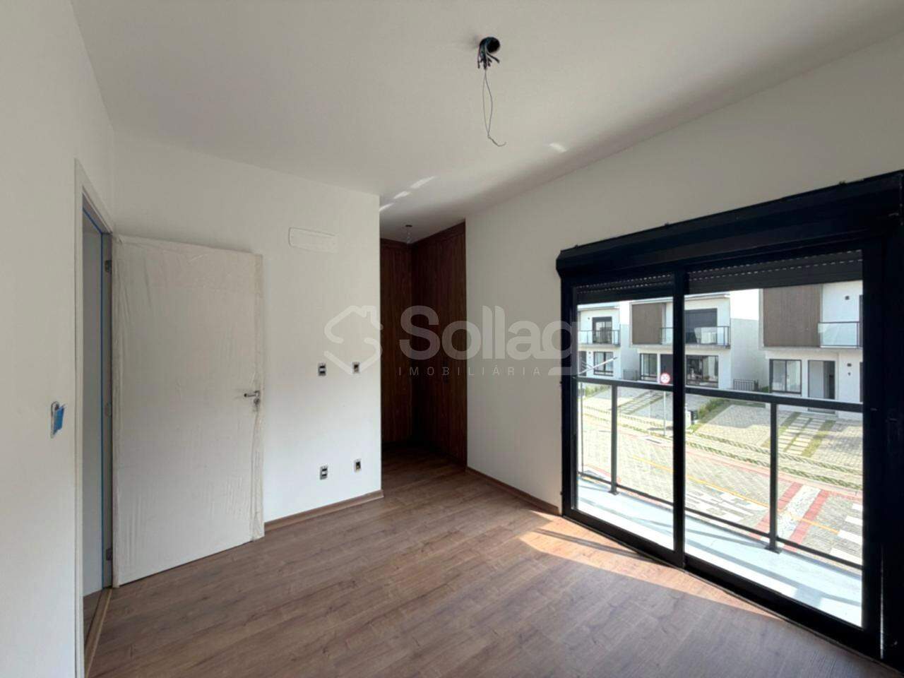 Casa em condomínio para aluguel no Mont Blanc: 