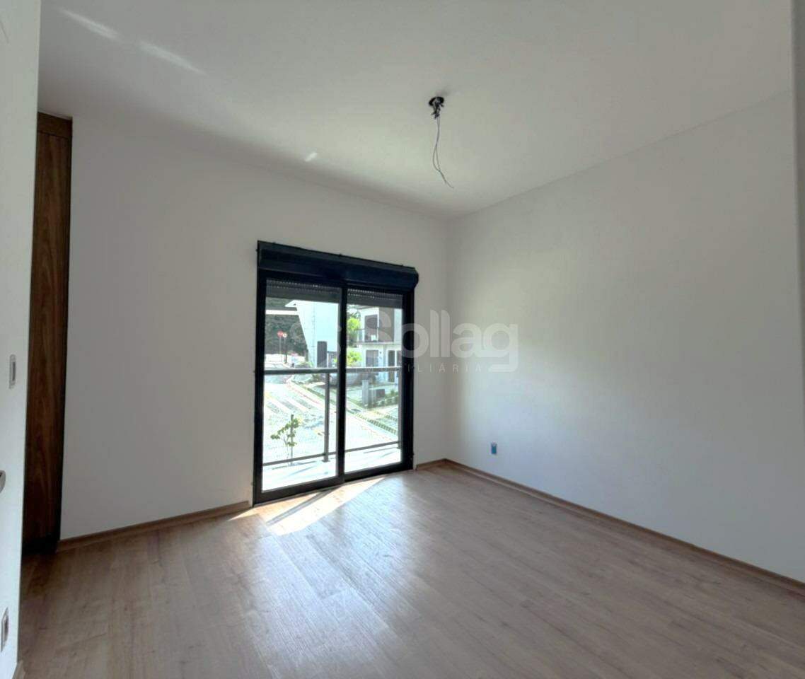 Casa em condomínio para aluguel no Mont Blanc: 