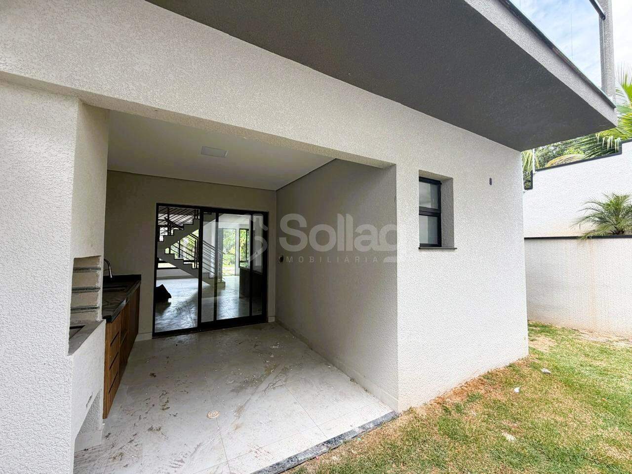 Casa em condomínio para aluguel no Mont Blanc: 