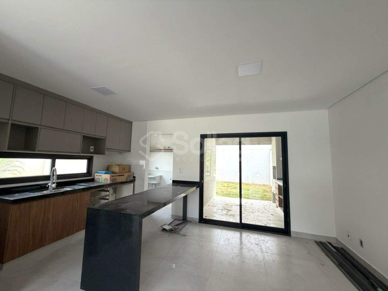 Casa em condomínio para aluguel no Mont Blanc: 