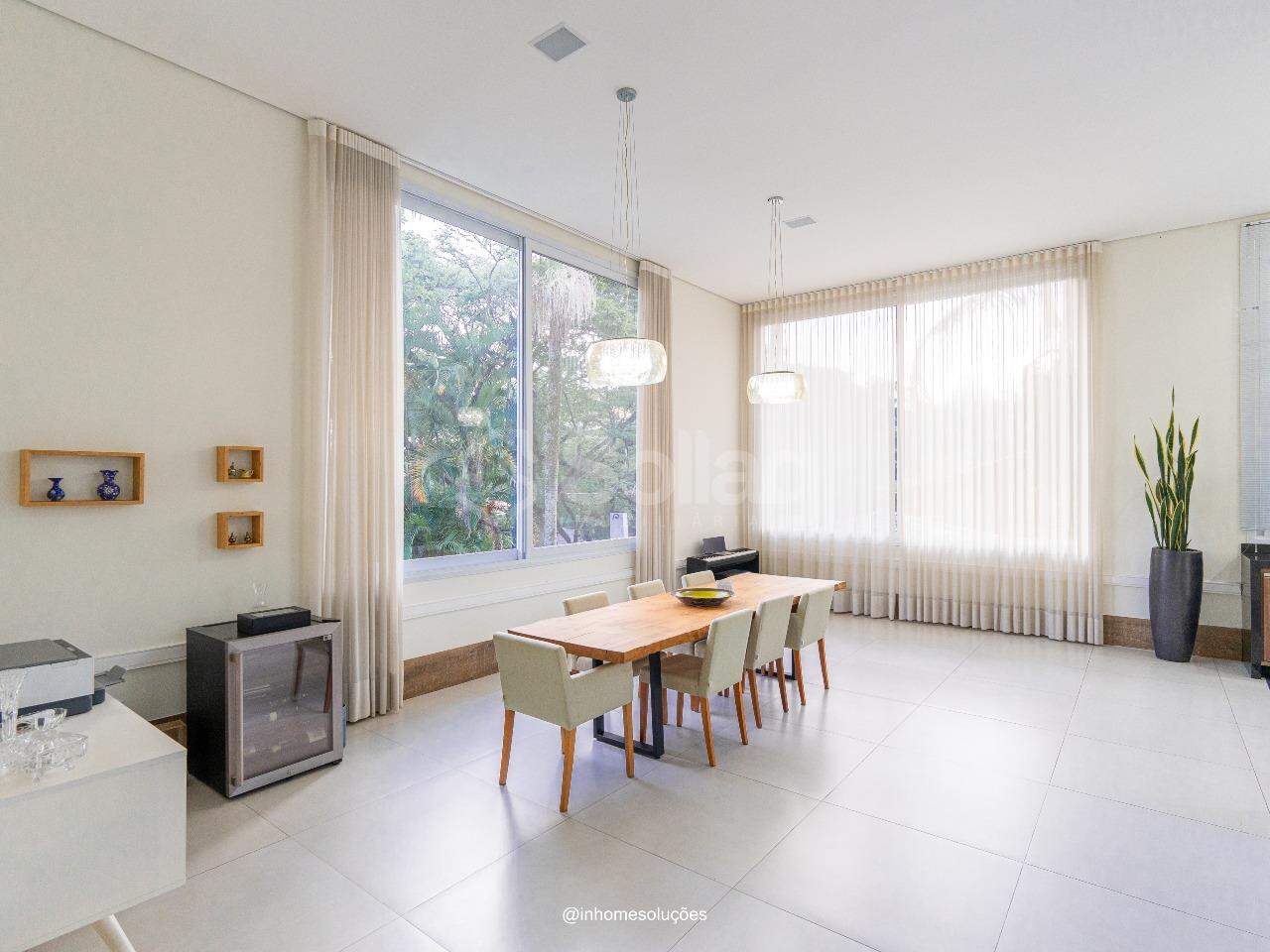 Casa em condomínio à venda no Condomínio Estância Marambaia: 