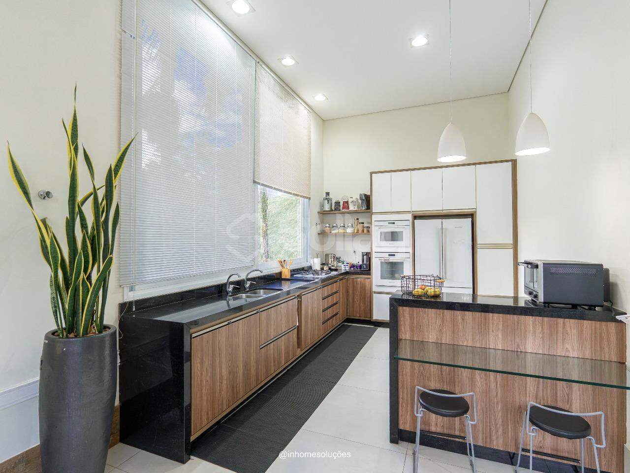 Casa em condomínio à venda no Condomínio Estância Marambaia: 