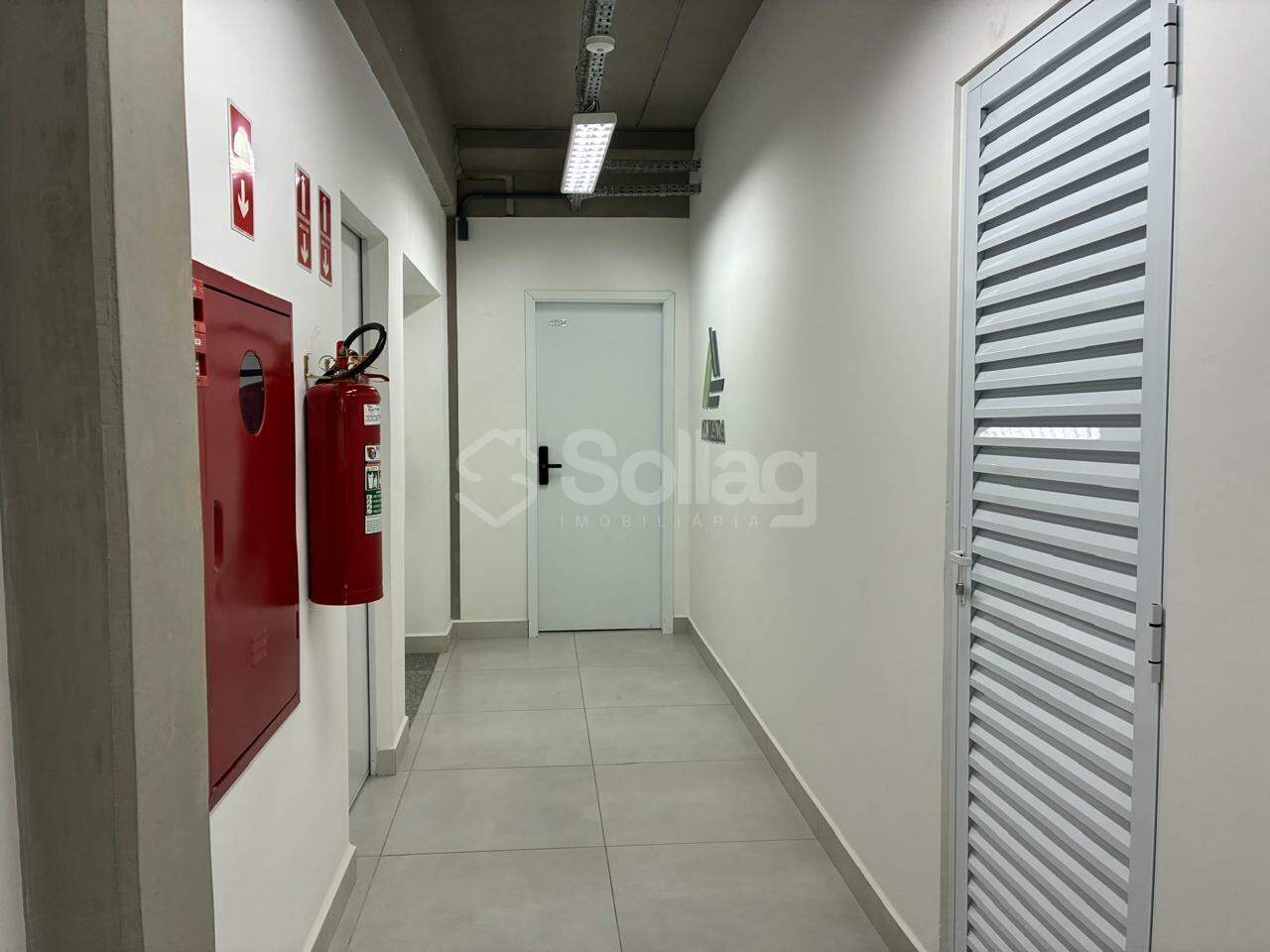 Sala para aluguel no Santa Rosa: 