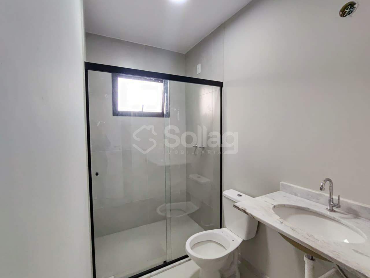Casa em condomínio para aluguel no Vila Omizollo: