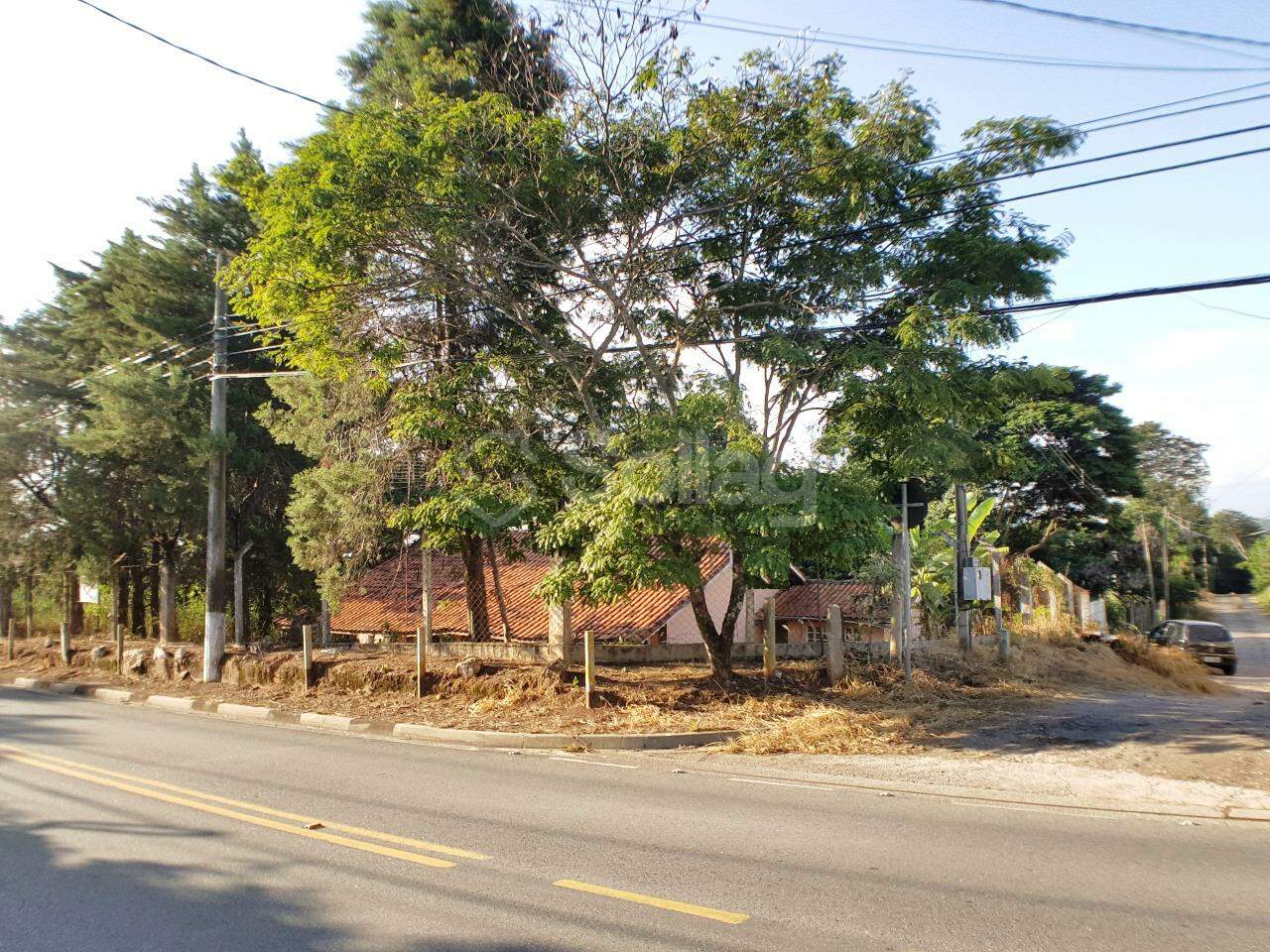 Casa à venda no Pinheirinho: