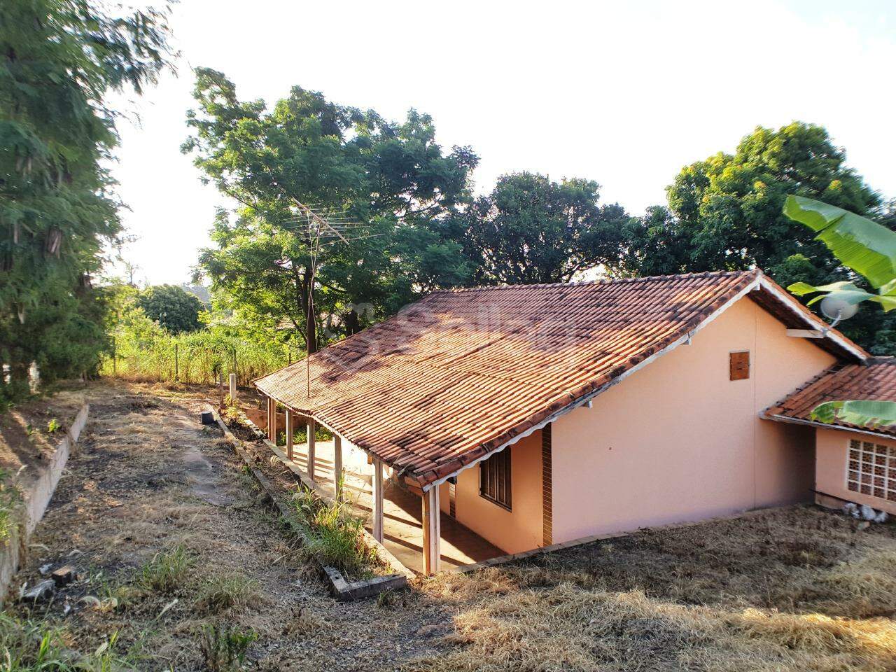Casa à venda no Pinheirinho: 