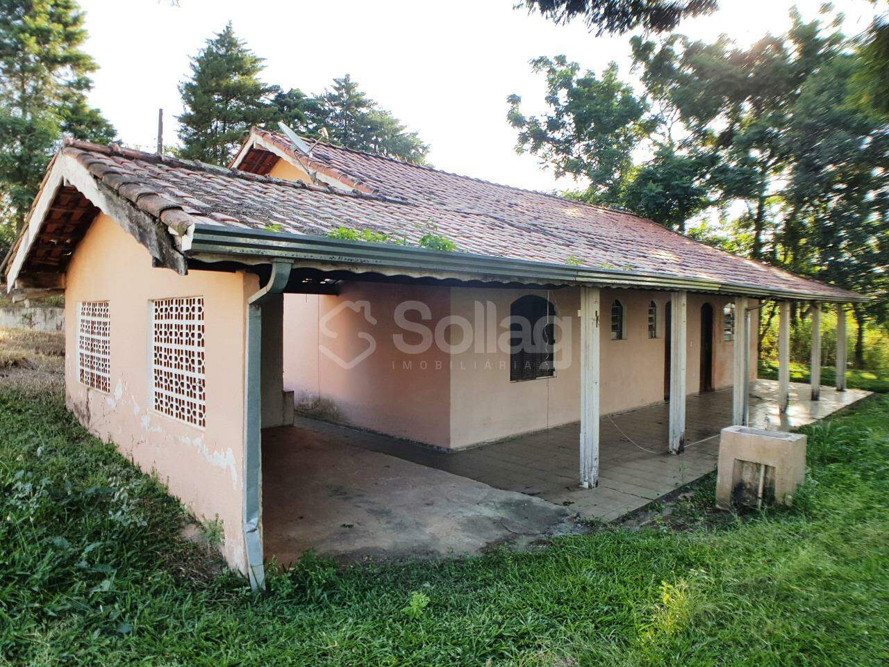 Casa à venda no Pinheirinho: 