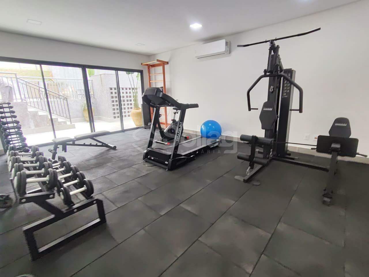 Flat para aluguel no Pinheirinho: