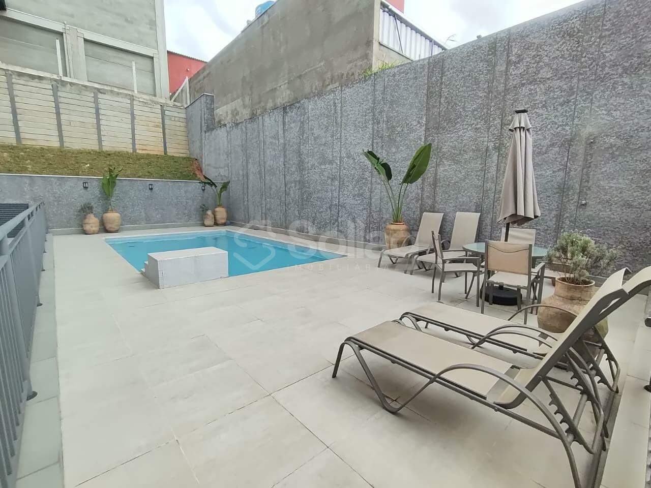 Flat para aluguel no Pinheirinho: