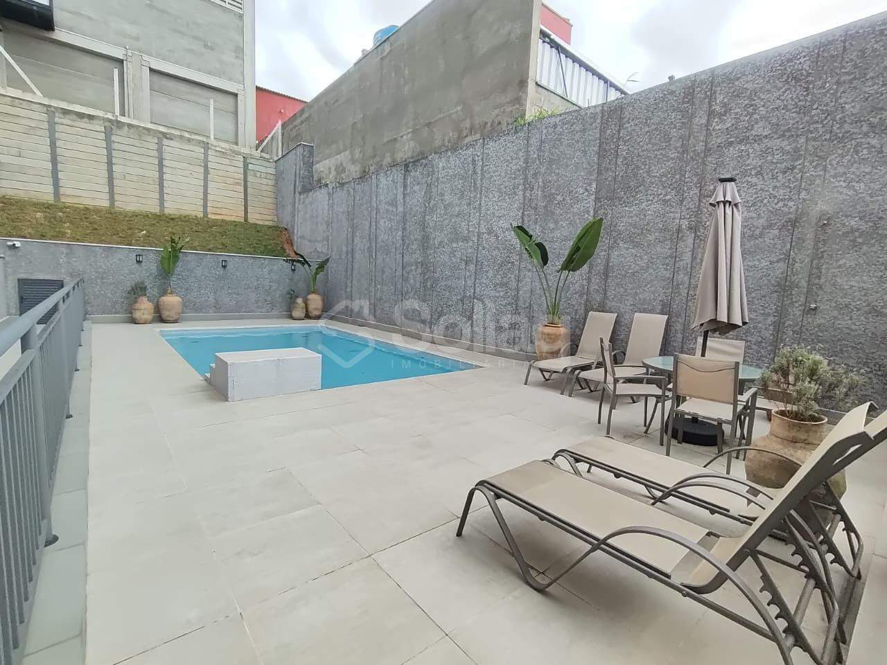 Flat para aluguel no Pinheirinho: