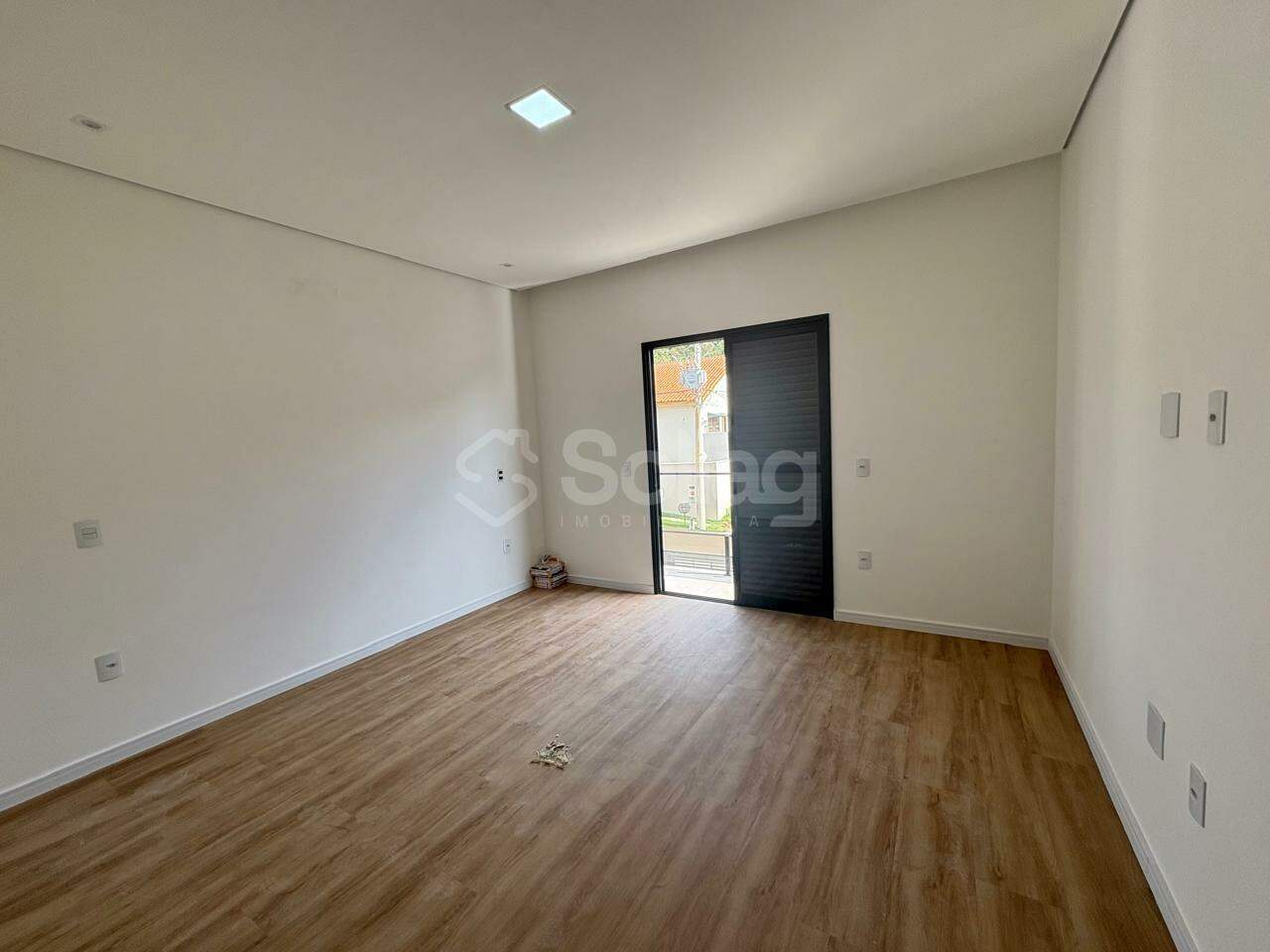 Casa à venda no Loteamento Ignácio Von Zuben. - Pinheirinho: 