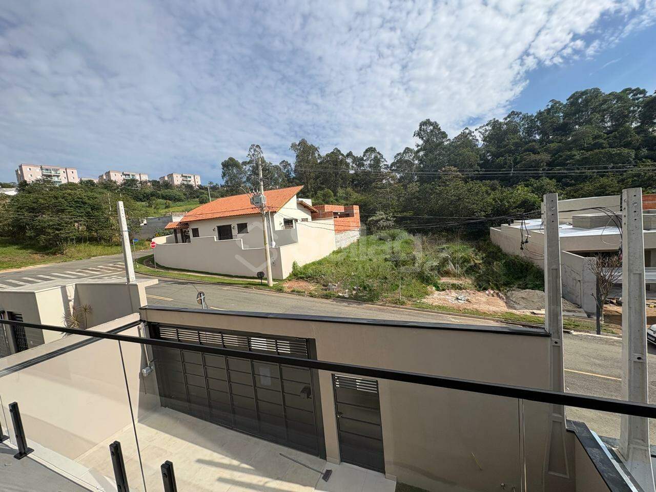 Casa à venda no Loteamento Ignácio Von Zuben. - Pinheirinho: 