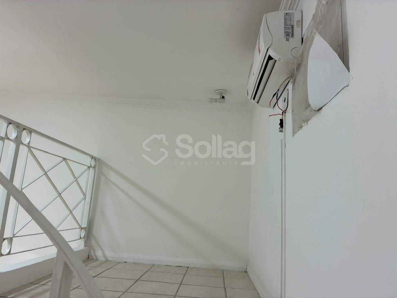 Sala para aluguel no Centro: 