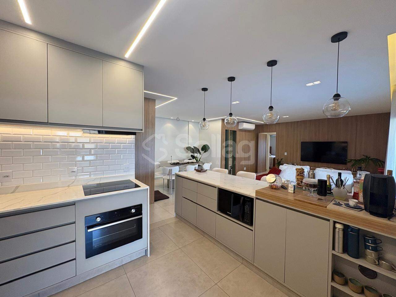 Apartamento à venda no Pinheirinho: 