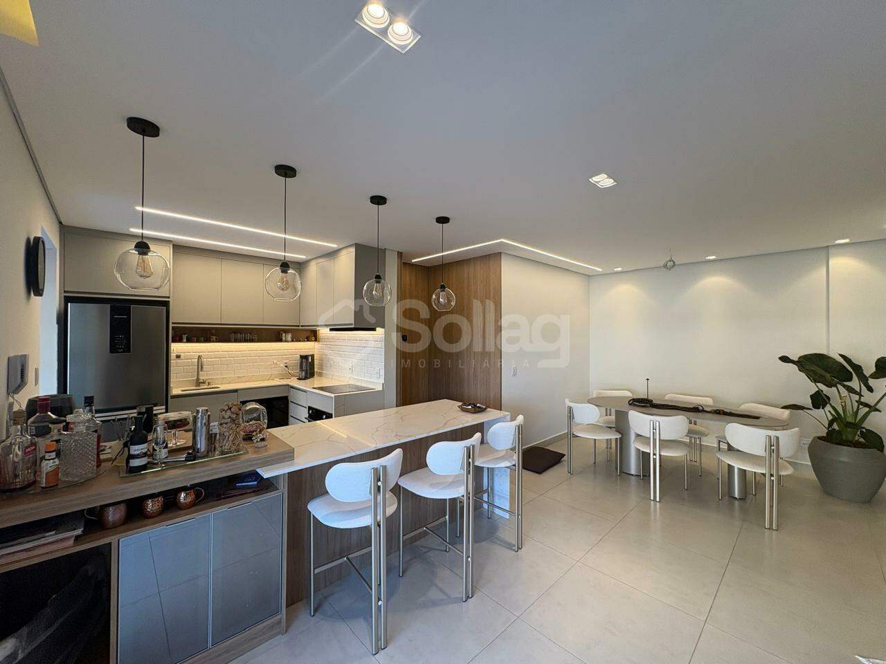 Apartamento à venda no Pinheirinho: 