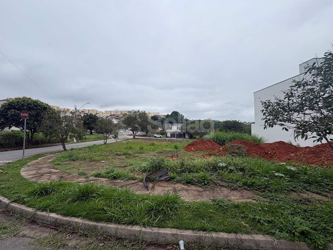 terreno à venda no Jardim Elisa:
