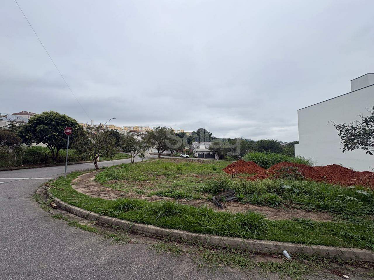terreno à venda no Jardim Elisa: