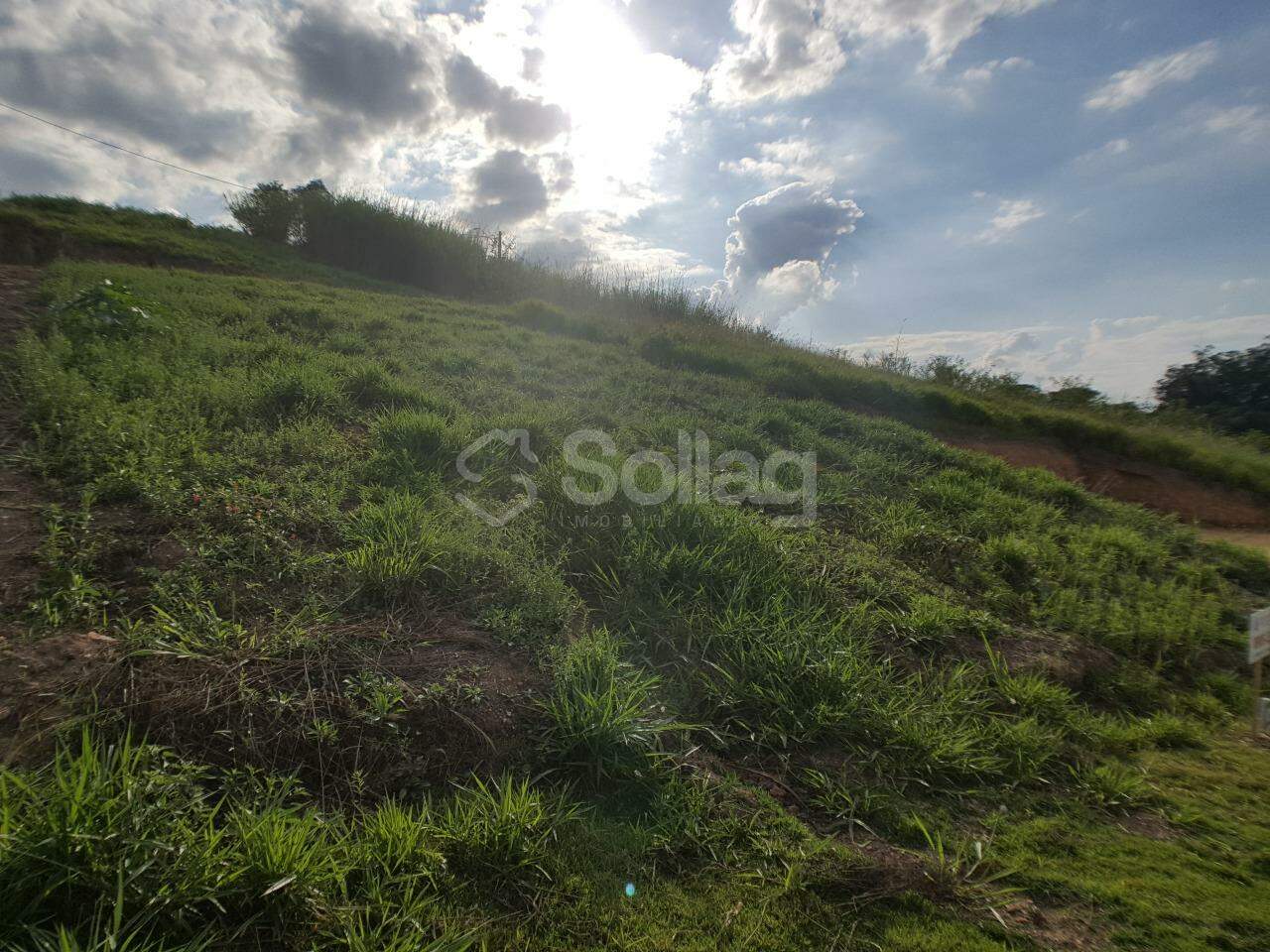 terreno à venda no Parque dos Estados:
