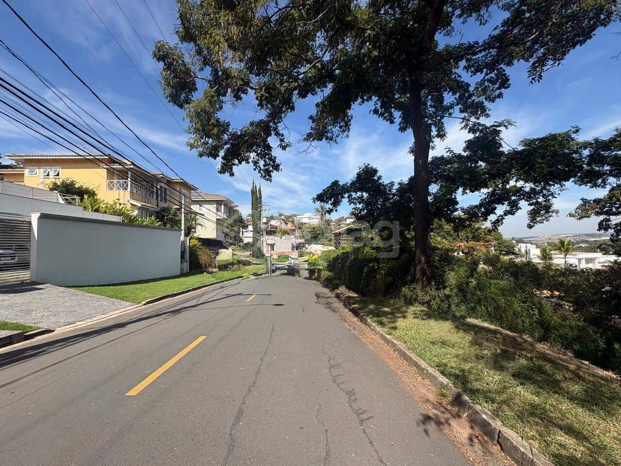 Terreno em condomínio à venda no Condomínio Estância Marambaia: 