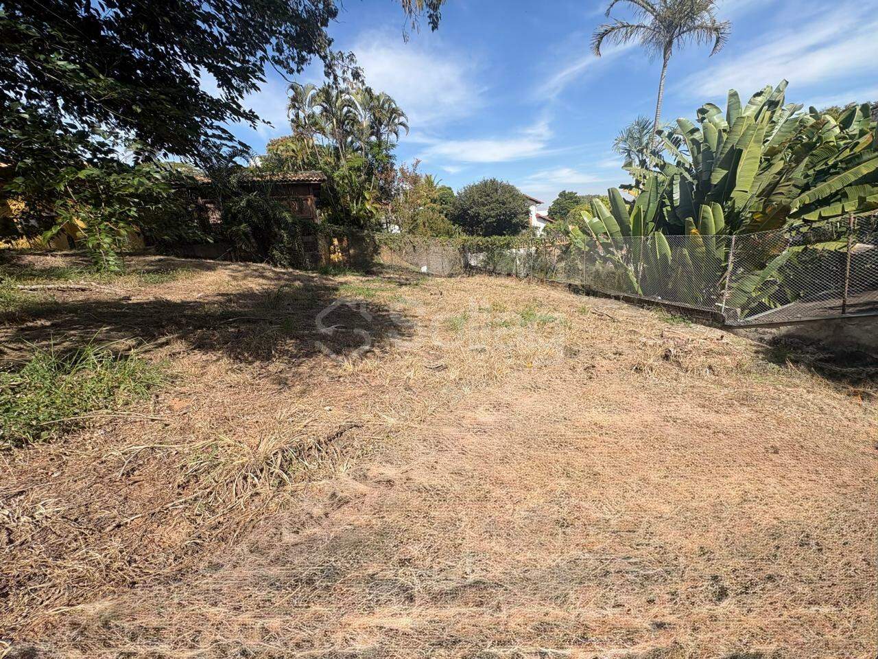 Terreno em condomínio à venda no Condomínio Estância Marambaia: 