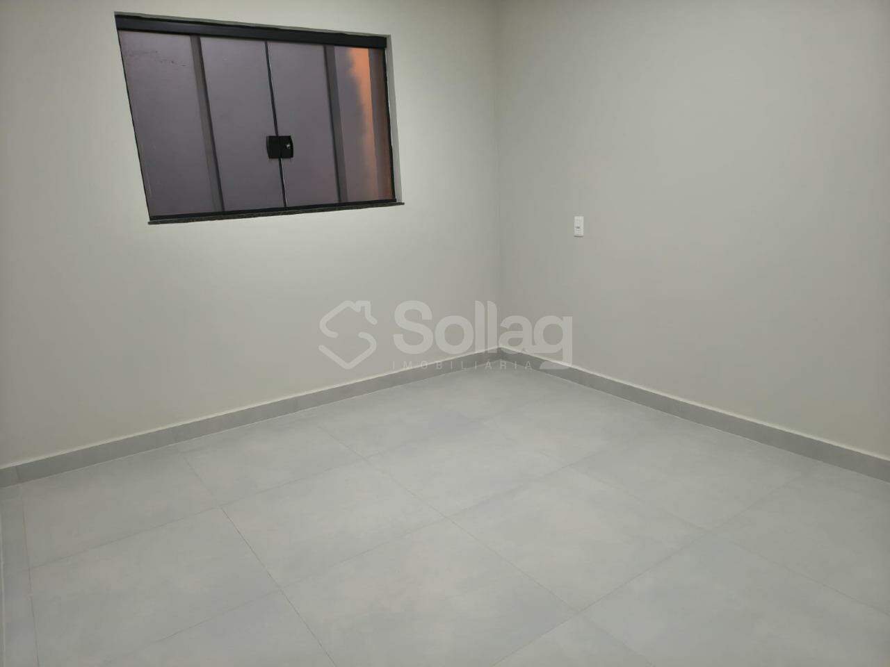 Casa em condomínio à venda no Picollo Villaggio: 