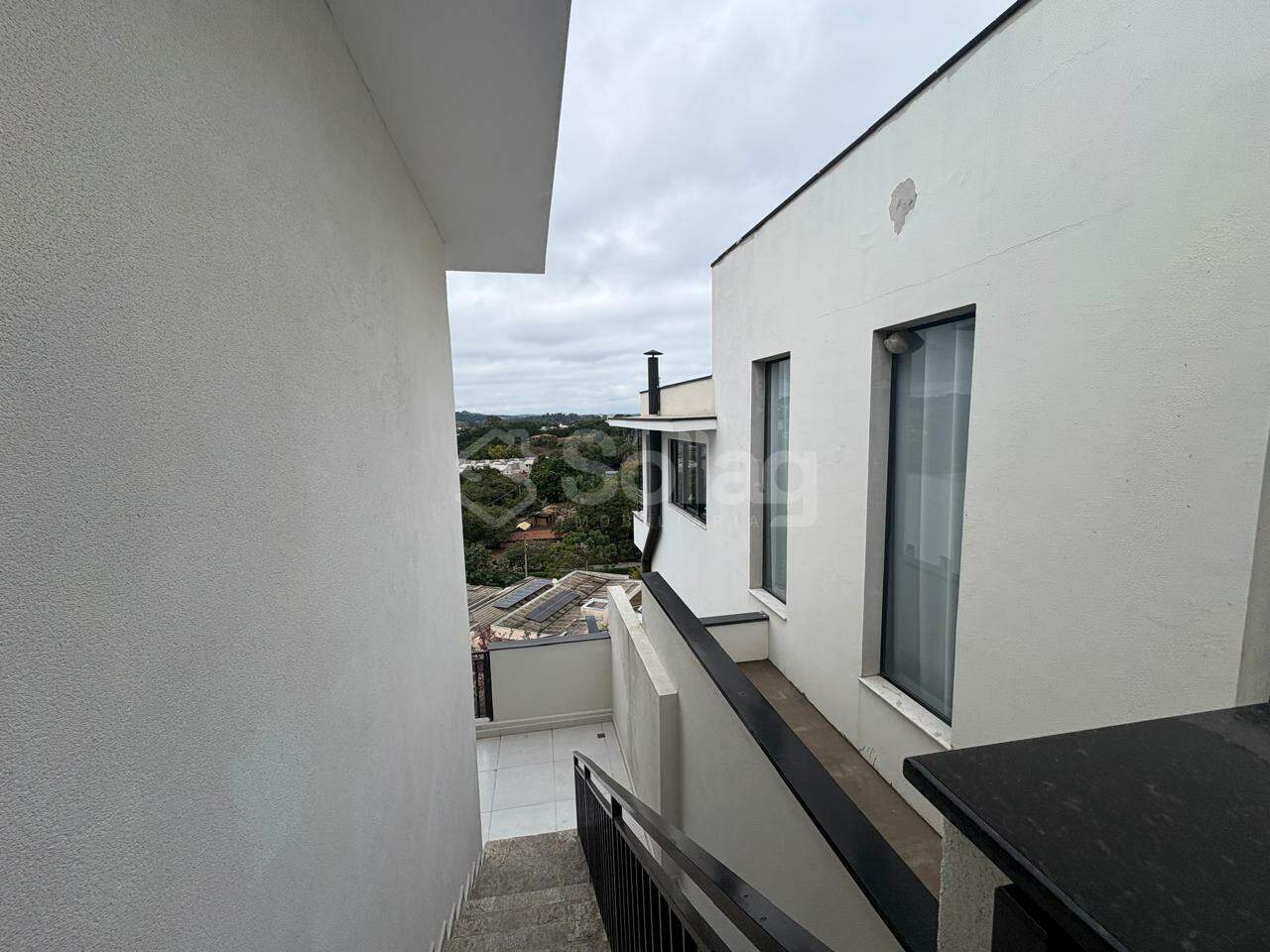 Casa em condomínio à venda no Picollo Villaggio: 