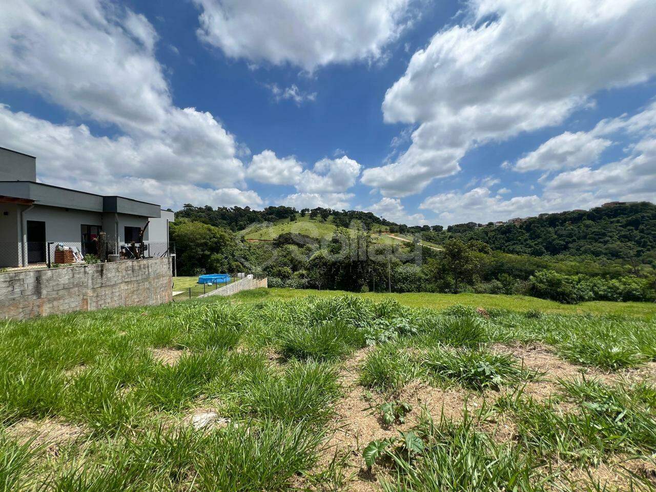 Terreno em condomínio à venda no Condomínio Reserva Santa Monica: 