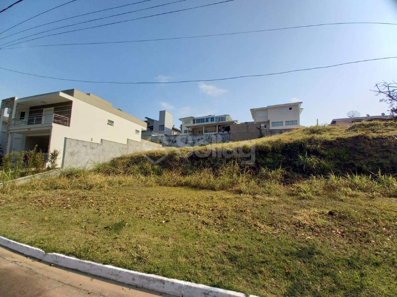 Terreno em condomínio à venda no Condomínio Villagio Capriccio: 