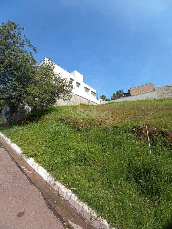 Terreno em condomínio à venda no Condomínio Villagio Capriccio: 