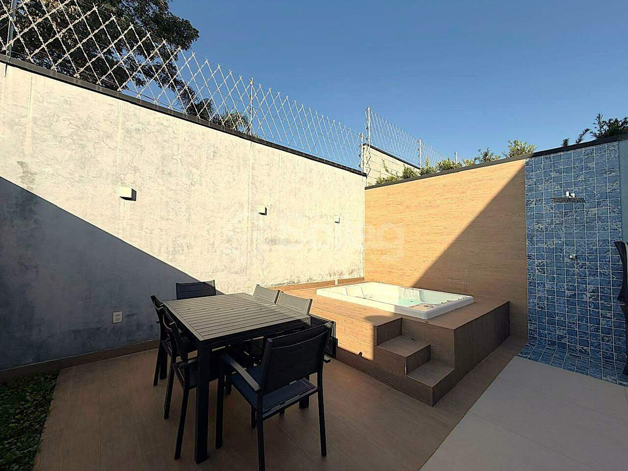Casa em condomínio à venda no Condomínio Bello Villagio - Pinheirinho: