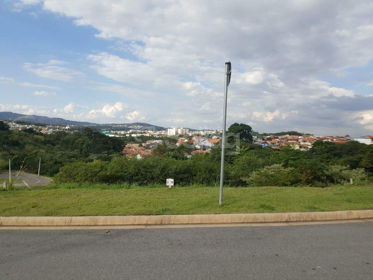 terreno à venda no Parque dos Estados: 