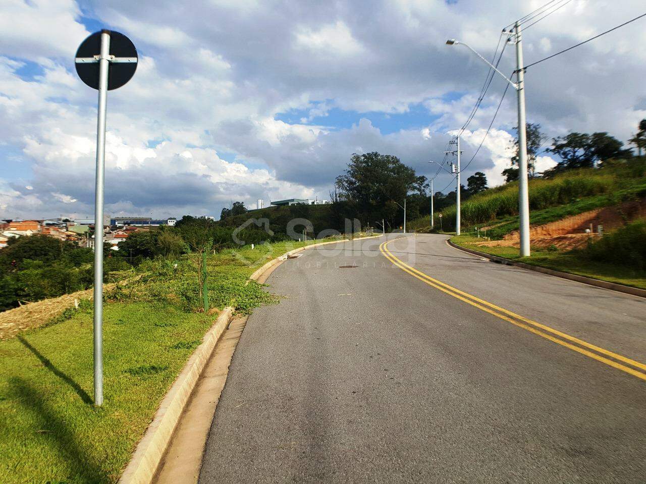 terreno à venda no Parque dos Estados: