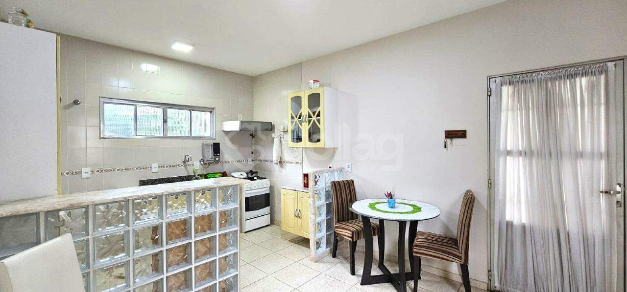 Casa em condomínio à venda no Condomínio Vista Alegre - Sede:
