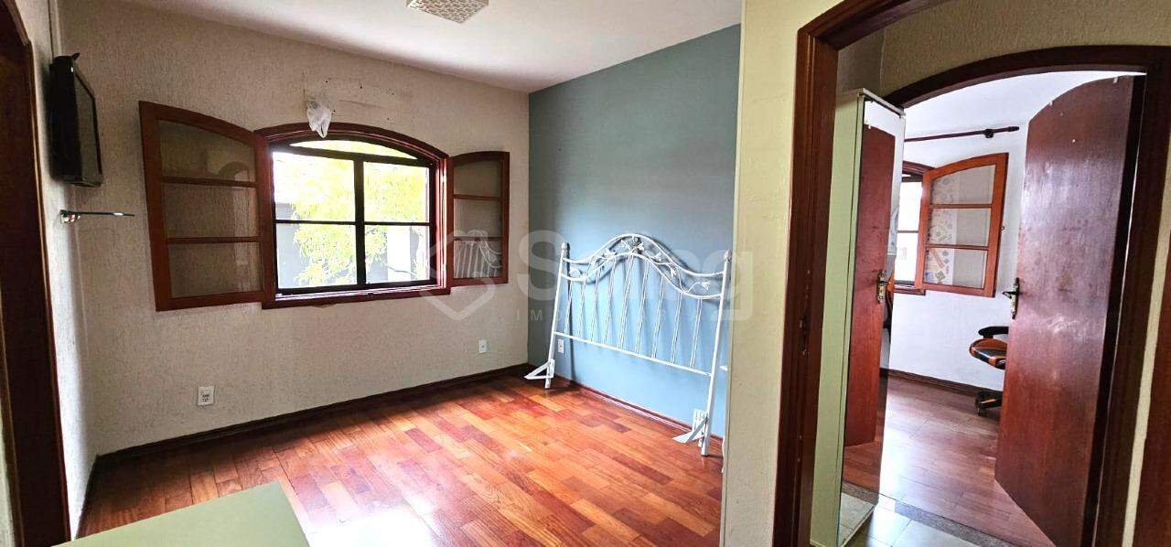 Casa em condomínio à venda no Condomínio Vista Alegre - Sede: