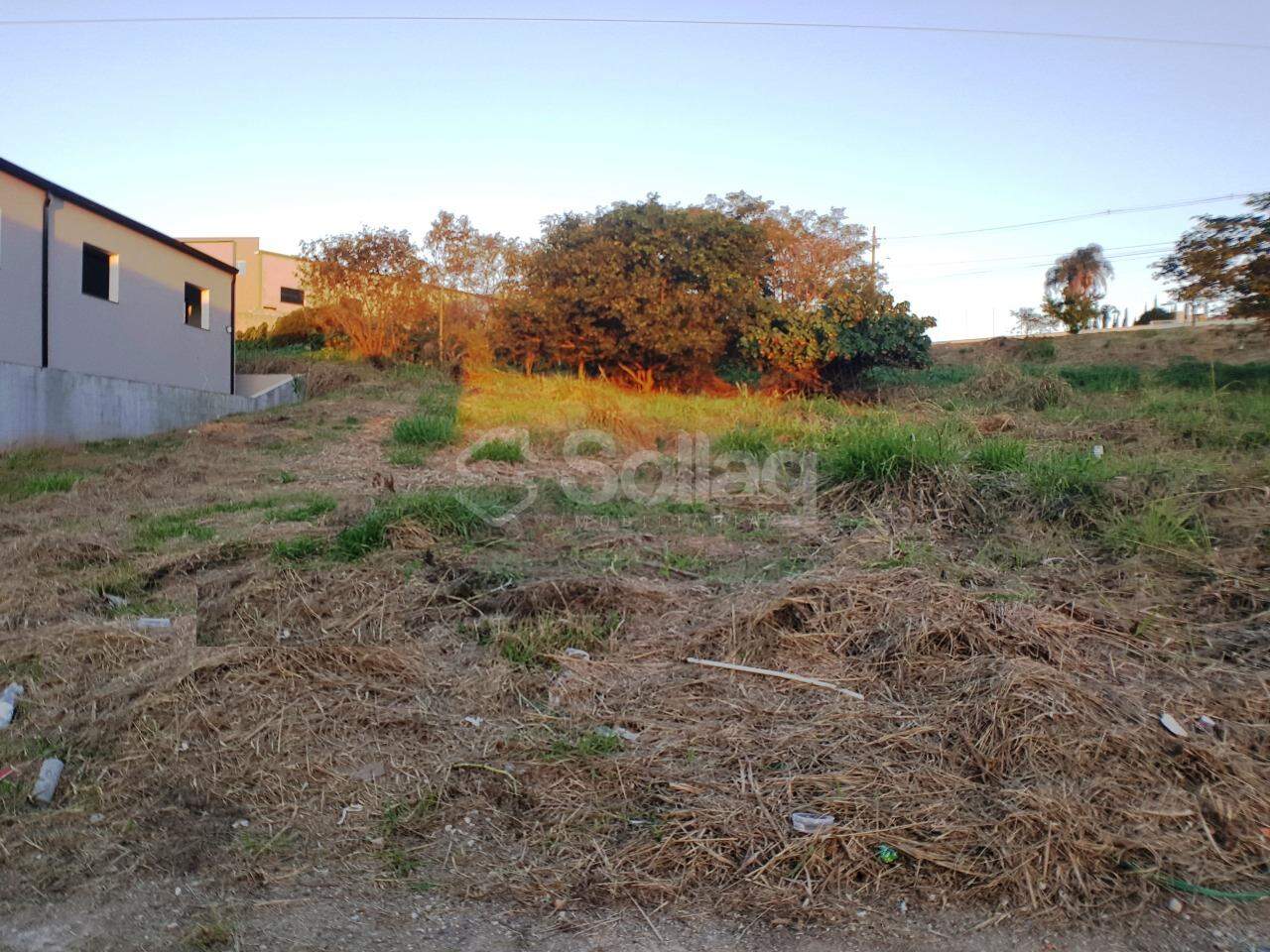 terreno à venda no Santa Claudina: 