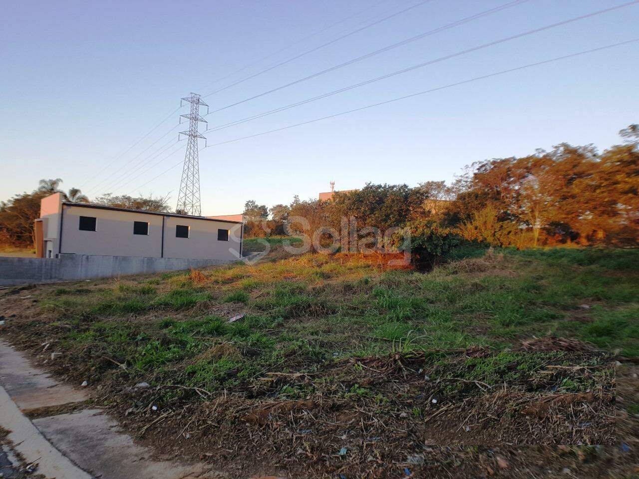 terreno à venda no Santa Claudina: 