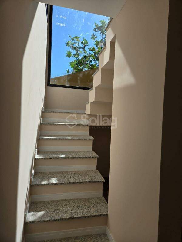 Casa para aluguel no Bosque: 