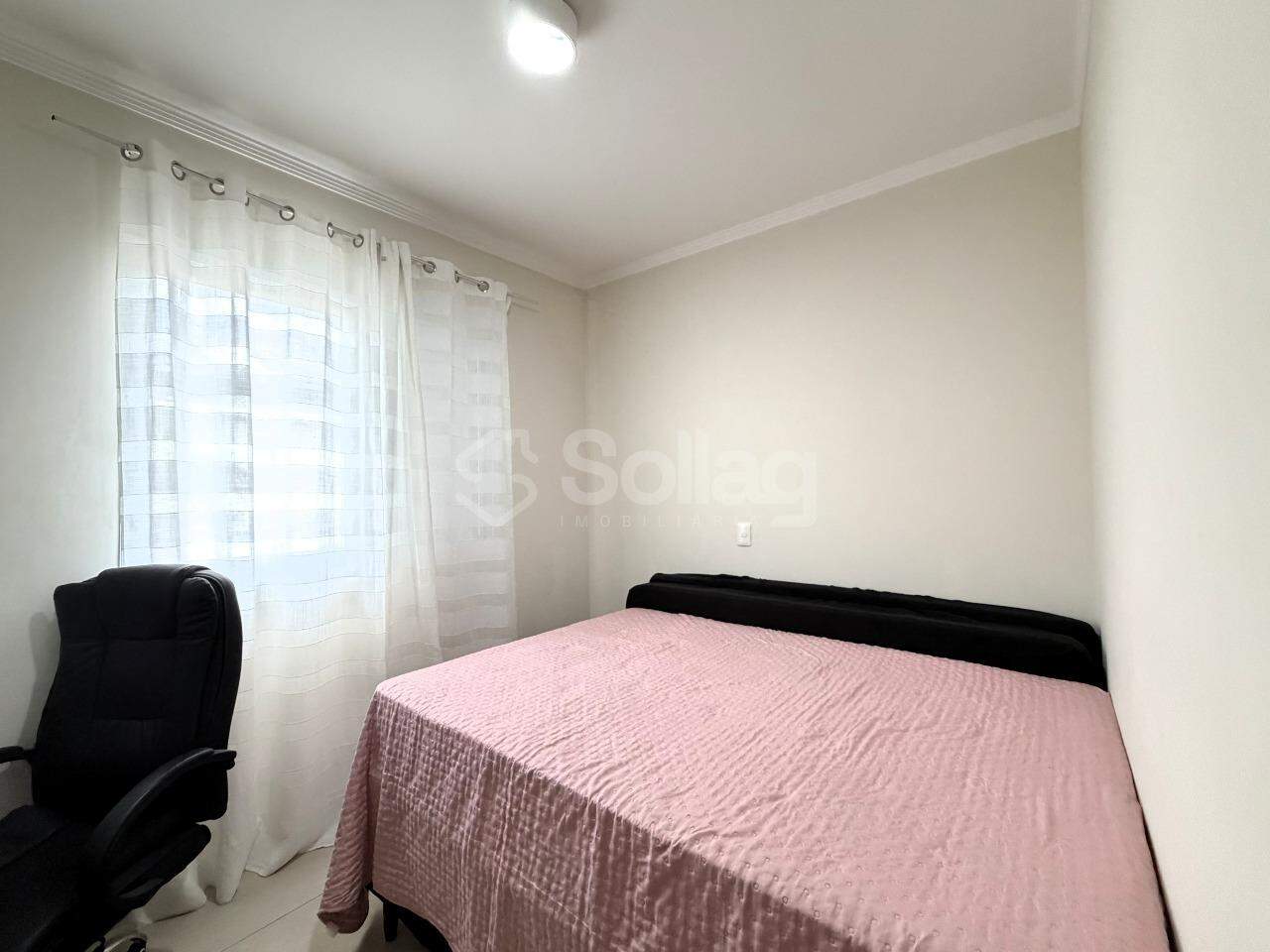Casa em condomínio à venda no Condomínio Vila Santa Rosa - Jardim Lorena: