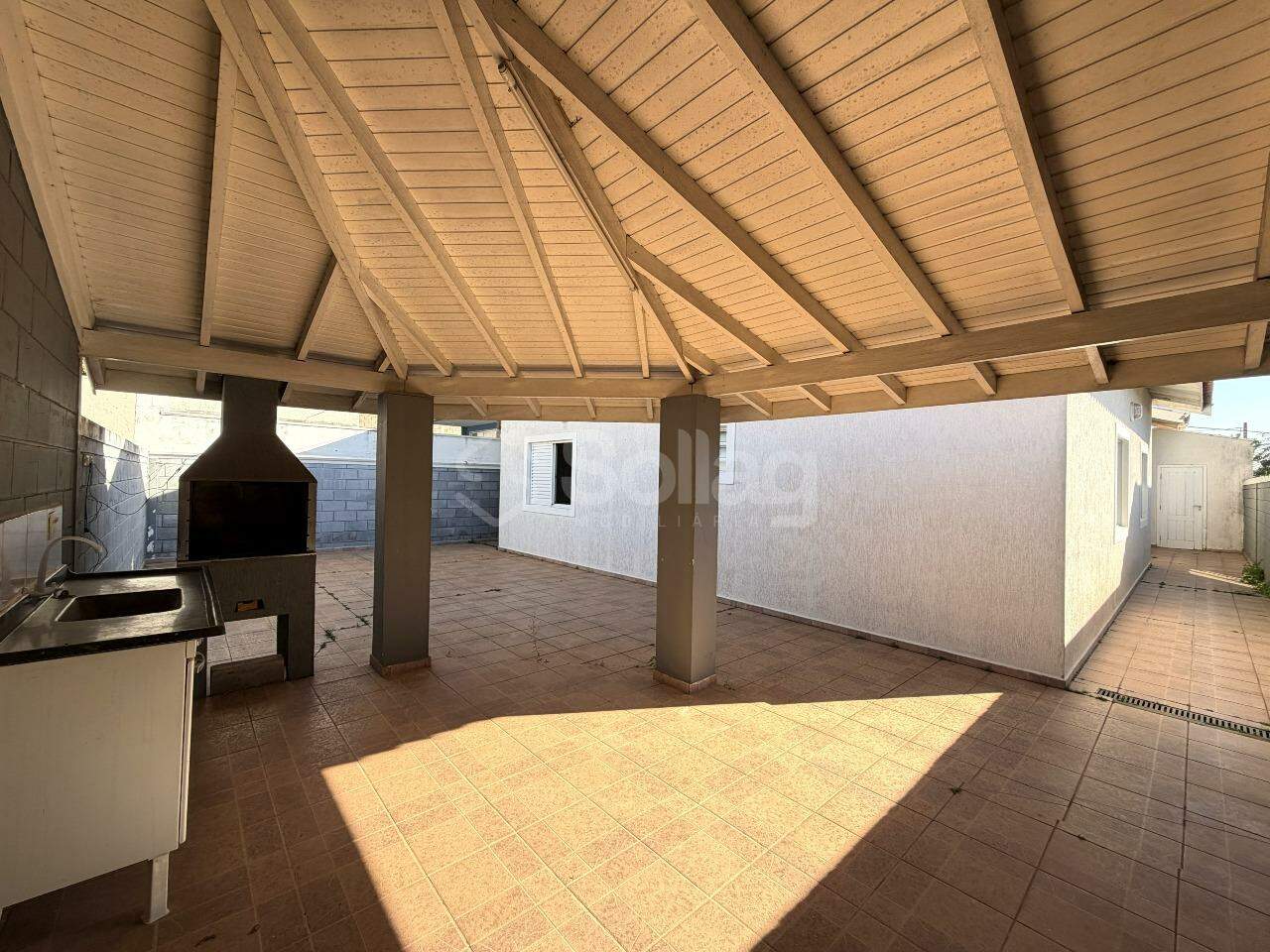 Casa em condomínio à venda no Condomínio Terras de São Francisco: