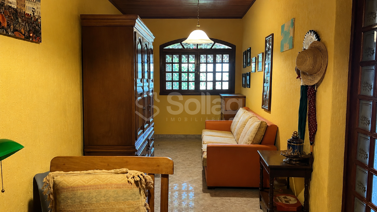 Casa à venda no Centro: 
