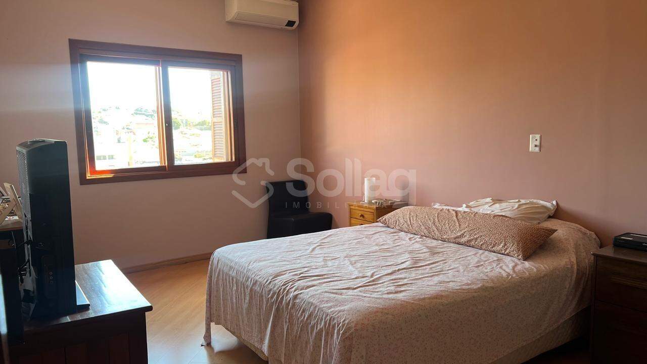 Casa à venda no Centro: 